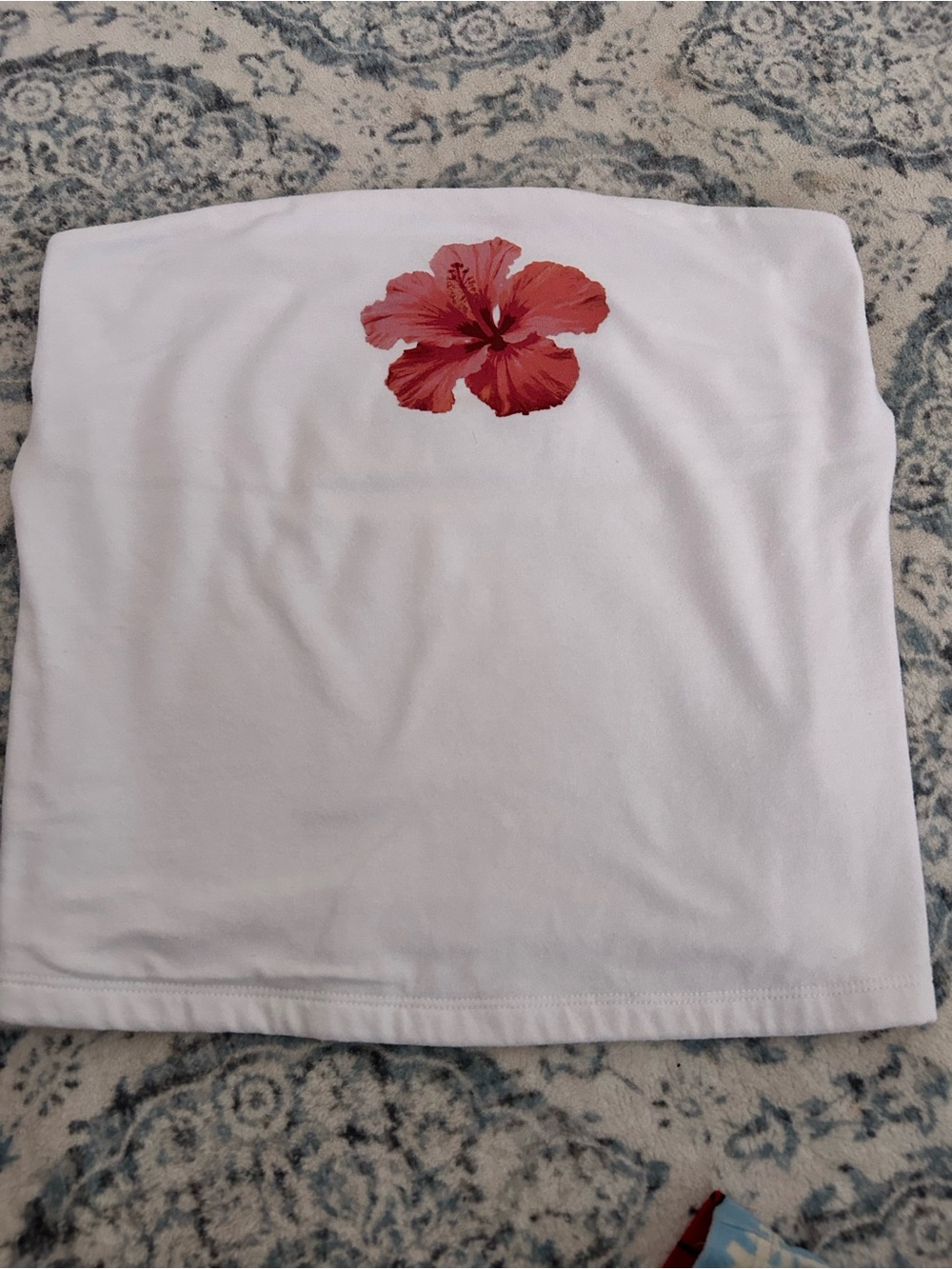 wild fable White Strapless Tube Top with Red-Pink Hibiscus